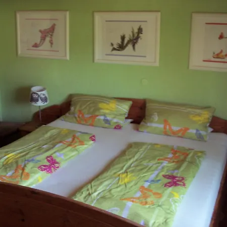 Semesterbostad Ferienhaus Zum Apfelbaum Bibertal
